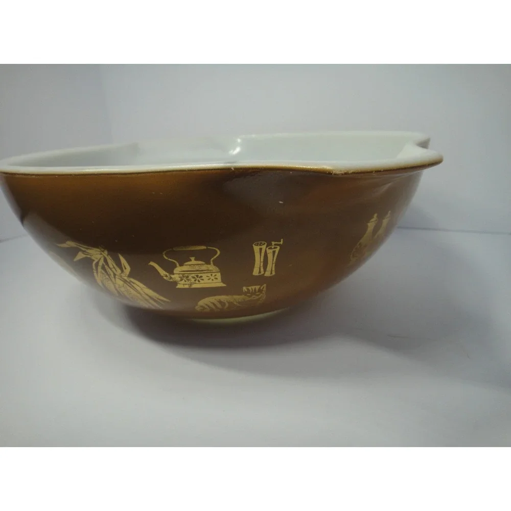 Vintage Pyrex Early American Cinderella Mixing Bowl #444 Brown Gold 4 Qt Eagle